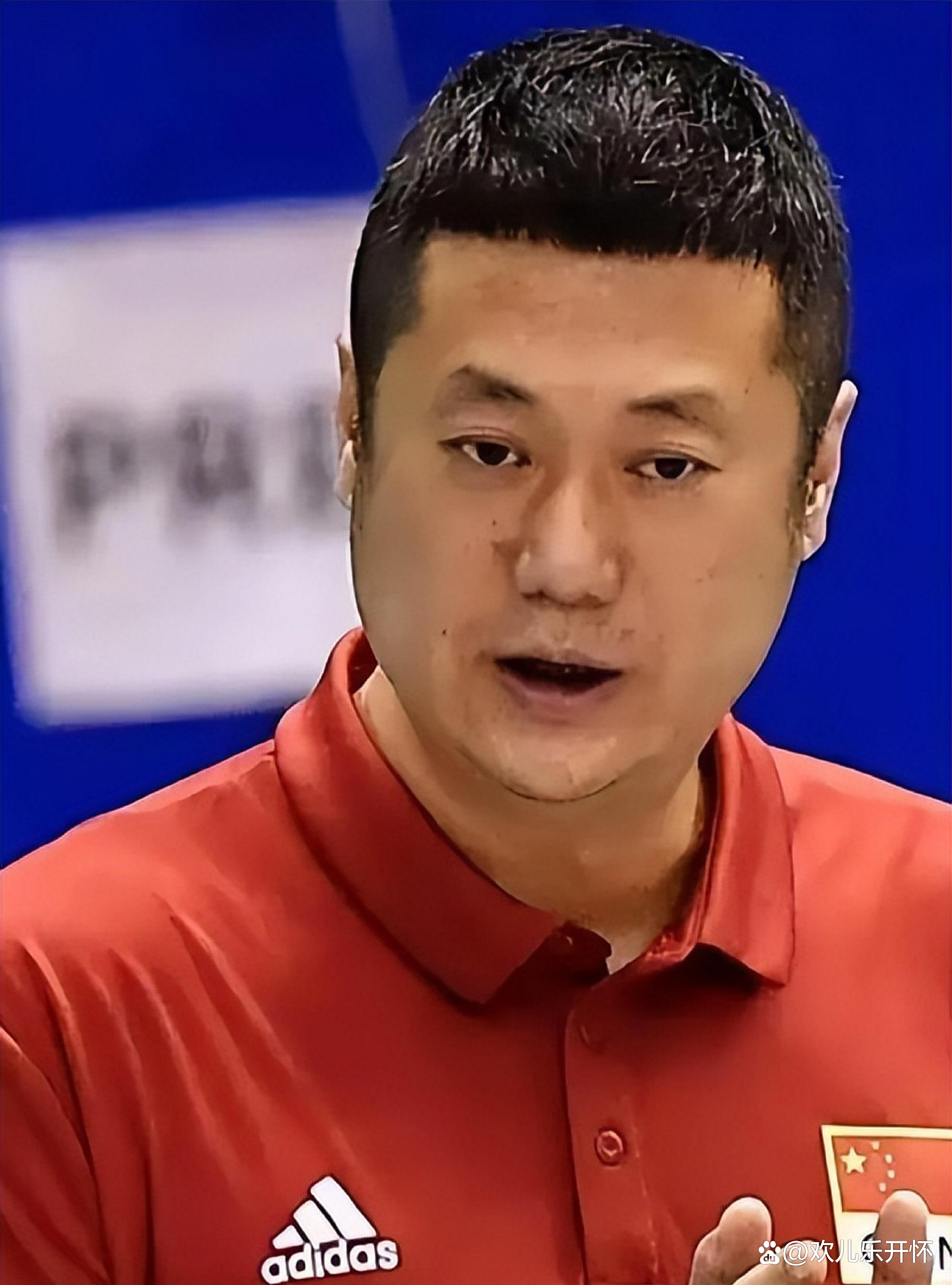 电竞国家队刷新世界纪录，中国女排教练激动落泪